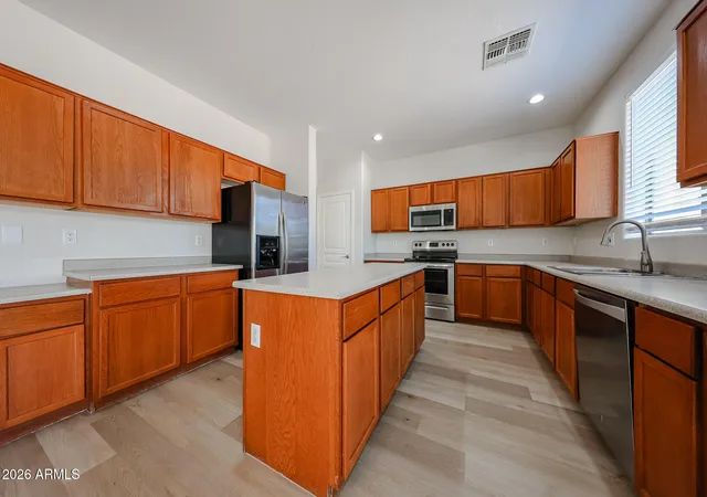 Photo 3 of Sale Pending at 18429 N Stonegate Rd, Maricopa, AZ 85138 | MLS# 7072793 | Listing updated on 2026-09-02