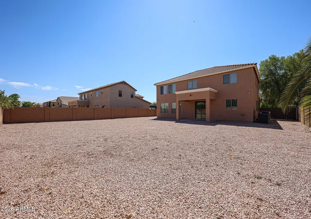 Photo 4 of Sale Pending at 18429 N Stonegate Rd, Maricopa, AZ 85138 | MLS# 7072793 | Listing updated on 2026-09-02