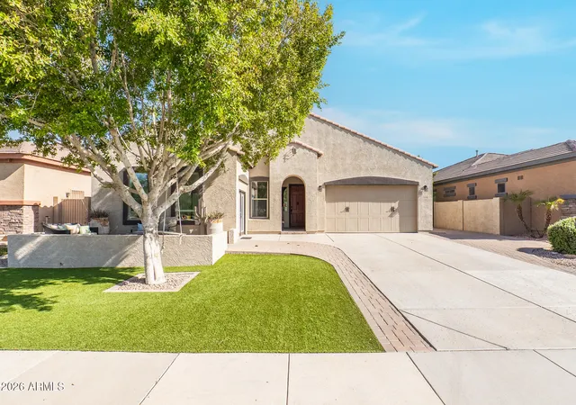 Photo 2 of Sale Pending at 15353 W Westview Dr, Goodyear, AZ 85395 | MLS# 7072479 | Listing updated on 2026-09-11