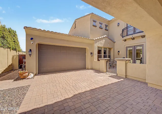 Photo 4 of Single family home for sale at 13348 W Gloria Ln, Peoria, AZ 85383 | MLS# 7072363 | Listing updated on 2026-09-24
