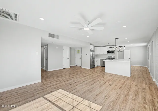 Photo 4 of Single family home for sale at 4620 N 53Rd Ave, Phoenix, AZ 85031 | MLS# 7072724 | Listing updated on 2026-08-31