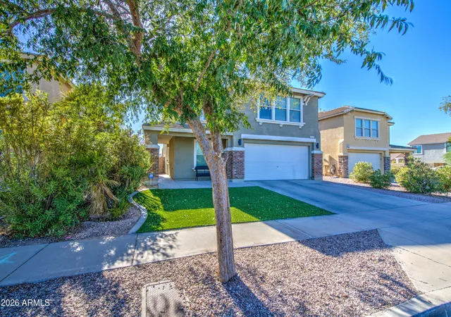 Photo 3 of Single family home for sale at 7228 S 42nd Dr, Phoenix, AZ 85041 | MLS# 7071917 | Listing updated on 2026-09-01