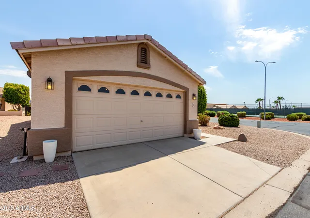 Photo 3 of Single family home for sale at 2101 S Meridian Rd #301, Apache Junction, AZ 85120 | MLS# 7071928 | Listing updated on 2026-08-28