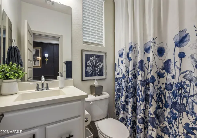 Photo 4 of Single family home for sale at 5386 S Mariposa Dr, Gilbert, AZ 85298 | MLS# 7072083 | Listing updated on 2026-08-28