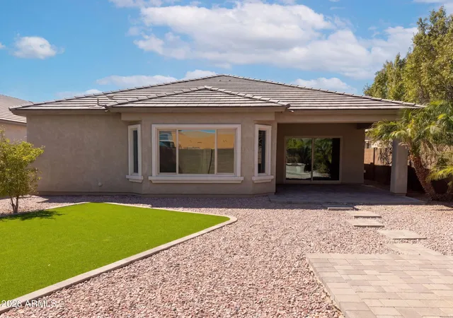 Photo 4 of Sale Pending at 2626 W Gray Wolf Trl, Phoenix, AZ 85085 | MLS# 7071979 | Listing updated on 2026-10-02