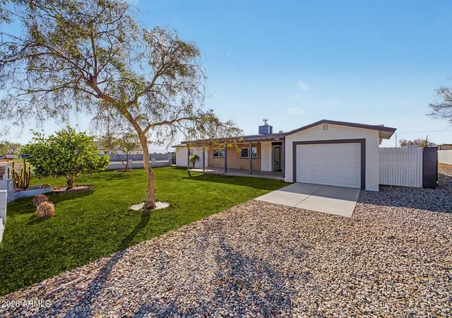 Photo 2 of Single family home for sale at 32234 N Center St, Wittmann, AZ 85361 | MLS# 7073046 | Listing updated on 2026-09-11
