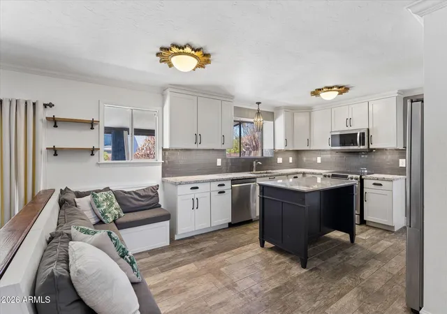 Photo 2 of Single family home for sale at 1032 N 59th St, Mesa, AZ 85205 | MLS# 7072029 | Listing updated on 2026-09-14