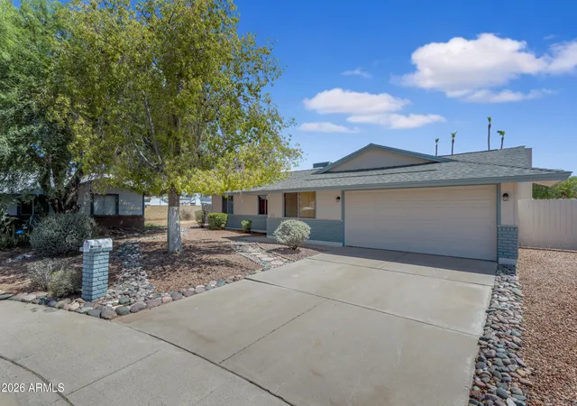 Photo 2 of Single family home for sale at 1124 W Nopal Pl, Chandler, AZ 85224 | MLS# 7072261 | Listing updated on 2026-09-15