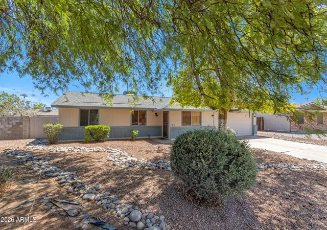 Photo 3 of Single family home for sale at 1124 W Nopal Pl, Chandler, AZ 85224 | MLS# 7072261 | Listing updated on 2026-09-15