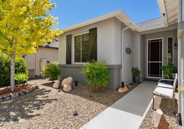 Photo 2 of Single family home for sale at 1289 Essex Wy, Chino Valley, AZ 86323 | MLS# 7072109 | Listing updated on 2026-08-28