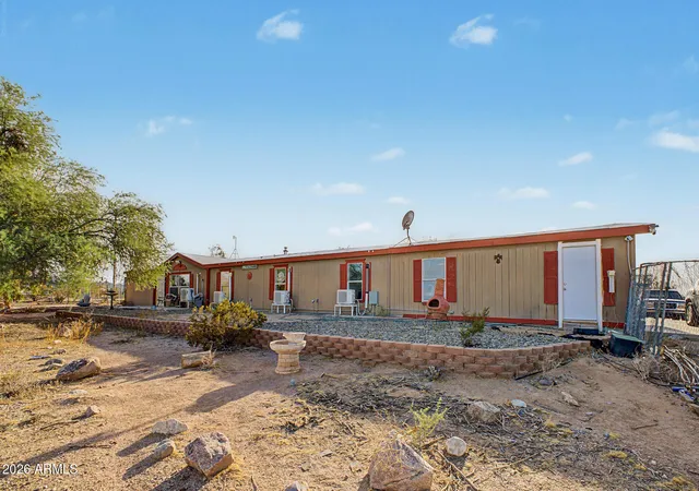 Photo 3 of Manufactured home for sale at 1470 N Ralston Rd, Maricopa, AZ 85139 | MLS# 7072940 | Listing updated on 2026-09-23