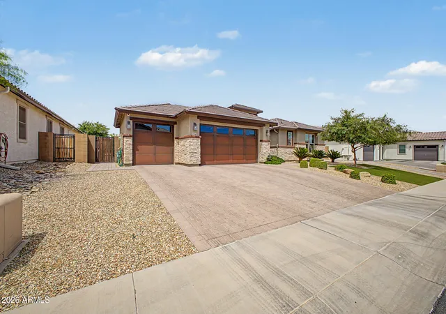 Photo 4 of Single family home for sale at 12542 W Krall Ct, Glendale, AZ 85307 | MLS# 7072159 | Listing updated on 2026-08-28
