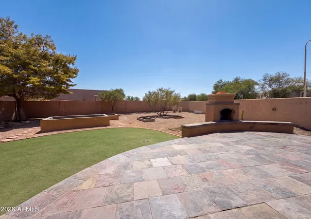 Photo 4 of Single family home for sale at 3549 E Rocky Slope Dr, Phoenix, AZ 85044 | MLS# 7072164 | Listing updated on 2026-10-11