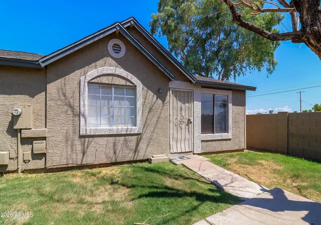 Photo 2 of Townhouse for sale at 6711 W Osborn Rd #5, Phoenix, AZ 85033 | MLS# 7072409 | Listing updated on 2026-08-28