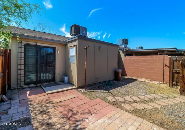 Photo 3 of Townhouse for sale at 6711 W Osborn Rd #5, Phoenix, AZ 85033 | MLS# 7072409 | Listing updated on 2026-08-28