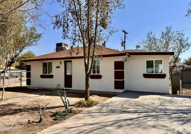 Photo 2 of Single family home for sale at 6433 W Fairmount Ave, Phoenix, AZ 85033 | MLS# 7072281 | Listing updated on 2026-09-03