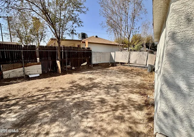 Photo 4 of Single family home for sale at 6433 W Fairmount Ave, Phoenix, AZ 85033 | MLS# 7072281 | Listing updated on 2026-09-03