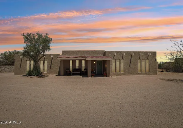 Photo 2 of Single family home for sale at 228 W Calle Tuberia, Casa Grande, AZ 85194 | MLS# 7072312 | Listing updated on 2026-09-01