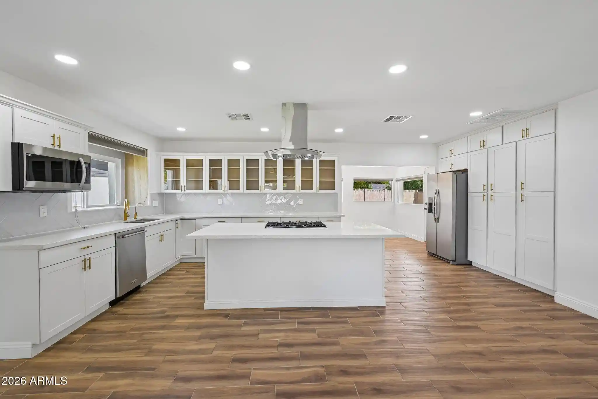 Photo 1 of Single family home for sale at 1121 W Bethany Home Rd, Phoenix, AZ 85013 | MLS# 7075421 | Listing updated on 2026-10-22