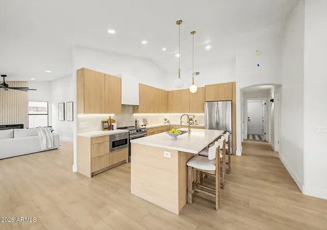Photo 2 of Sale Pending at 4361 E Meadow Dr, Phoenix, AZ 85032 | MLS# 7072336 | Listing updated on 2026-08-30