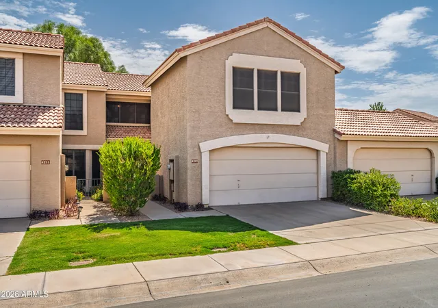 Townhouse for sale at 4207 E Jojoba Rd, Phoenix, AZ 85044 | MLS# 7073117