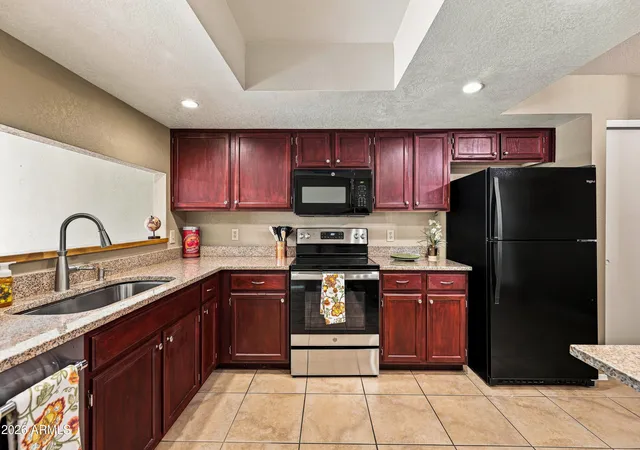 Photo 1 of Townhouse for sale at 4207 E Jojoba Rd, Phoenix, AZ 85044 | MLS# 7073117 | Listing updated on 2026-09-30