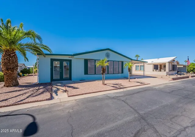 Photo 1 of Manufactured home for sale at 3700 S Tomahawk Rd #39, Apache Junction, AZ 85119 | MLS# 7072373 | Listing updated on 2026-08-28