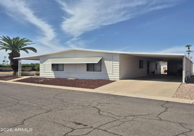 Photo 2 of Manufactured home for sale at 661 S Hawes Rd #101, Mesa, AZ 85208 | MLS# 7072381 | Listing updated on 2026-09-11