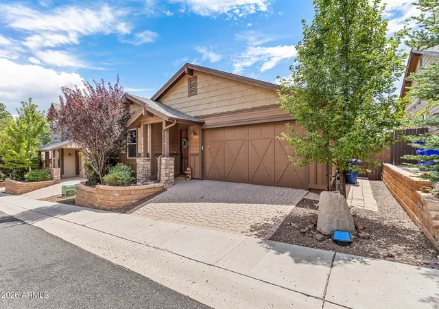 Photo 3 of Single family home for sale at 2518 W Pollo Cir, Flagstaff, AZ 86001 | MLS# 7072763 | Listing updated on 2026-09-27