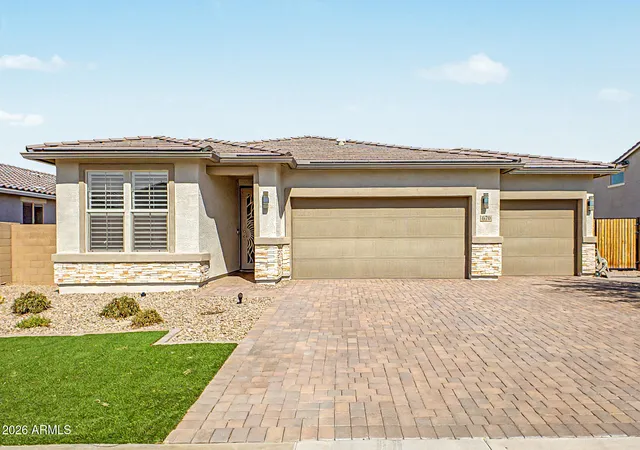 Photo 1 of Single family home for sale at 670 S Parker Ln, Casa Grande, AZ 85122 | MLS# 7072677 | Listing updated on 2026-09-02