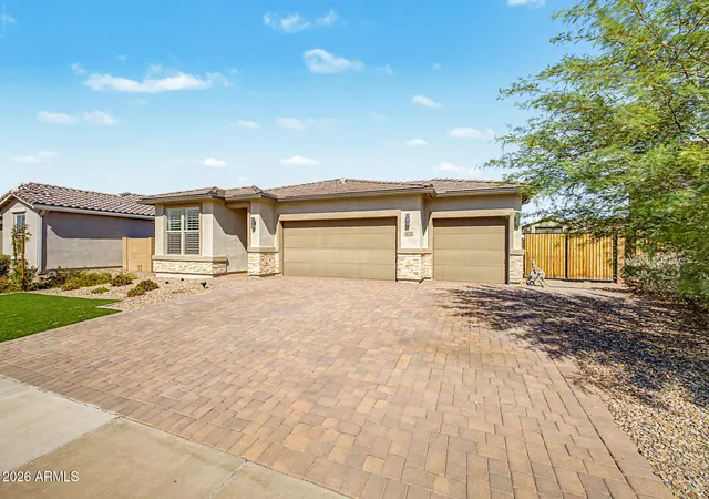 Photo 4 of Single family home for sale at 670 S Parker Ln, Casa Grande, AZ 85122 | MLS# 7072677 | Listing updated on 2026-09-02