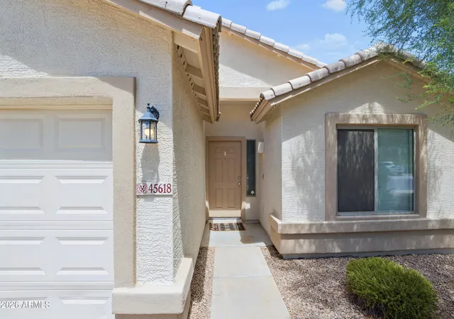 Photo 3 of Single family home for sale at 45618 W Sheridan Rd, Maricopa, AZ 85139 | MLS# 7072984 | Listing updated on 2026-09-24