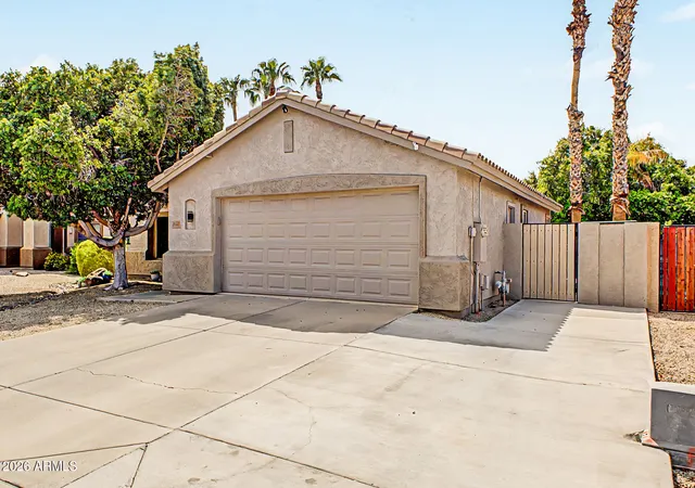 Photo 2 of Single family home for sale at 1144 S Nielson St, Gilbert, AZ 85296 | MLS# 7073456 | Listing updated on 2026-09-19