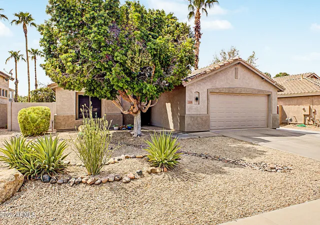 Photo 3 of Single family home for sale at 1144 S Nielson St, Gilbert, AZ 85296 | MLS# 7073456 | Listing updated on 2026-09-19