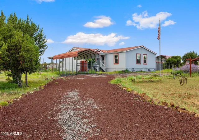 Photo 1 of Manufactured home for sale at 68 Charlene Dr, Concho, AZ 85924 | MLS# 7073024 | Listing updated on 2026-08-29