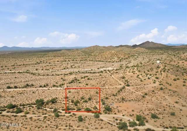Photo 4 of Land for sale at 0 N Chemehlevi Dr #158, Casa Grande, AZ 85122 | MLS# 7072711 | Listing updated on 2026-08-28