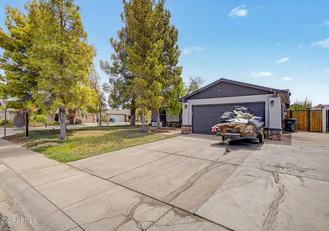 Photo 4 of Single family home for sale at 4927 W Michigan Ave, Glendale, AZ 85308 | MLS# 7073042 | Listing updated on 2026-10-12