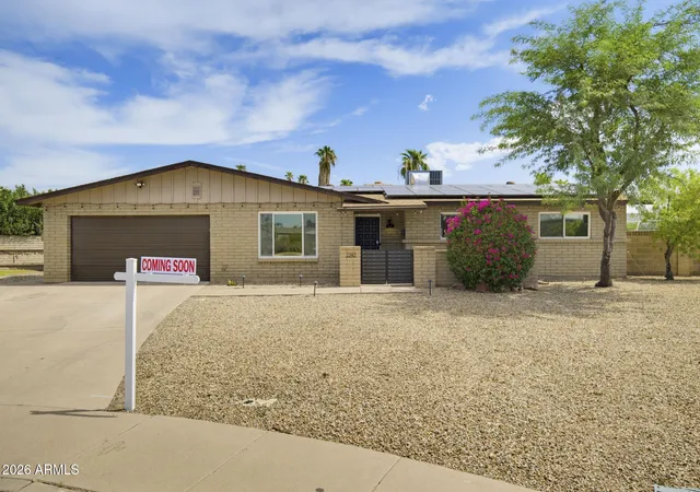 Photo 3 of Single family home for sale at 2242 W Concho Cir, Mesa, AZ 85202 | MLS# 7072917 | Listing updated on 2026-09-18