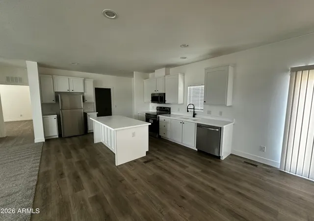Photo 3 of Manufactured home for sale at 8819 N Sayonara Trl, Florence, AZ 85132 | MLS# 7073133 | Listing updated on 2026-09-03