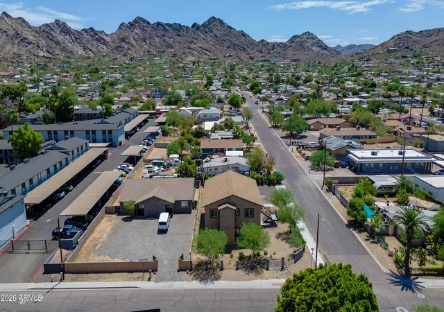 Photo 3 of Townhouse for sale at 1306 E Purdue Ave, Phoenix, AZ 85020 | MLS# 7072928 | Listing updated on 2026-08-30