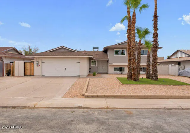Photo 3 of Sale Pending at 3541 W Dailey St, Phoenix, AZ 85053 | MLS# 7072957 | Listing updated on 2026-09-09