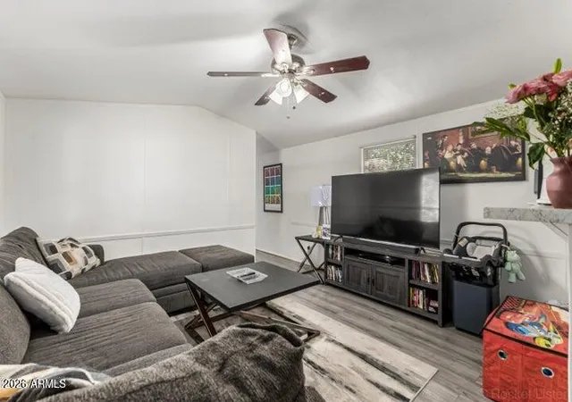 Photo 3 of Manufactured home for sale at 8427 W Glendale Ave #15, Glendale, AZ 85305 | MLS# 7072965 | Listing updated on 2026-09-15