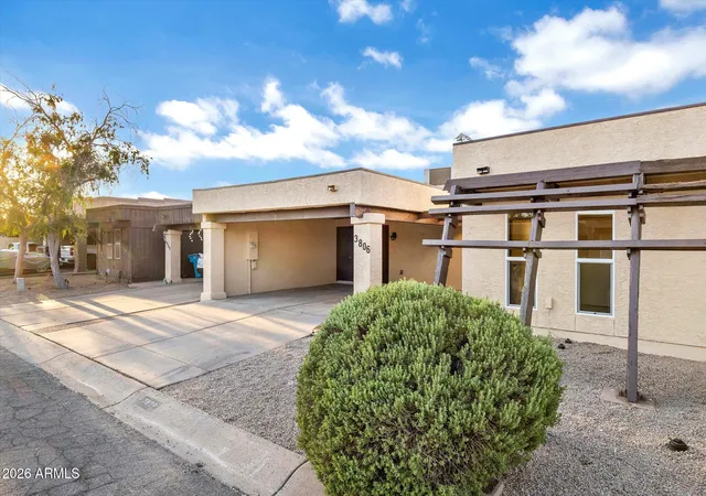 Photo 3 of Townhouse for sale at 3806 W Mitchell Dr, Phoenix, AZ 85019 | MLS# 7073059 | Listing updated on 2026-09-21