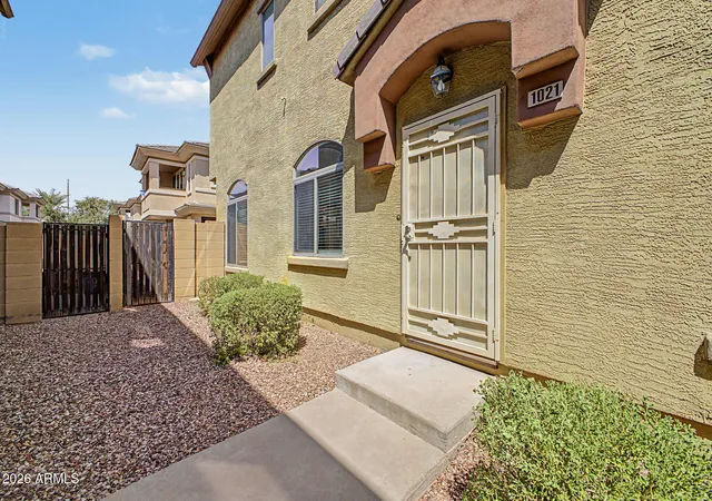 Photo 3 of Sale Pending at 18250 N 32nd Street #1021, Phoenix, AZ 85032 | MLS# 7073497 | Listing updated on 2026-09-18
