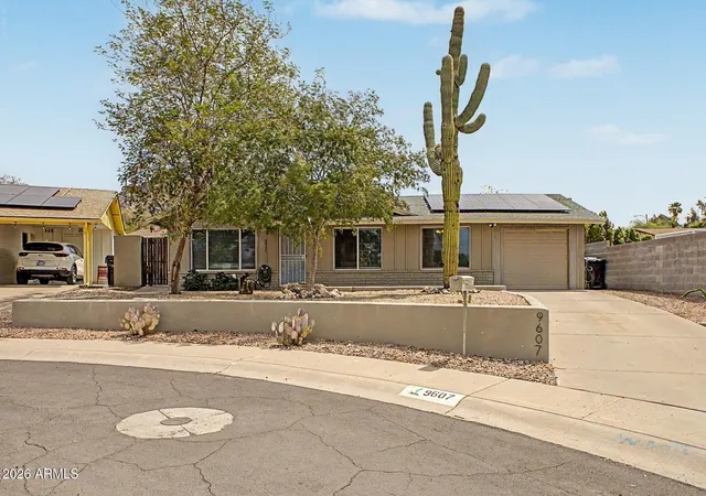 Photo 2 of Single family home for sale at 9607 N 15th Pl, Phoenix, AZ 85020 | MLS# 7073134 | Listing updated on 2026-09-15