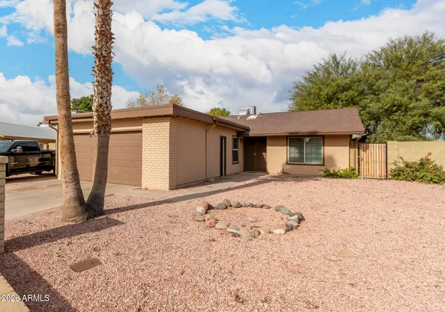 Photo 2 of Single family home for sale at 4942 W Townley Ave, Glendale, AZ 85302 | MLS# 7073149 | Listing updated on 2026-09-16