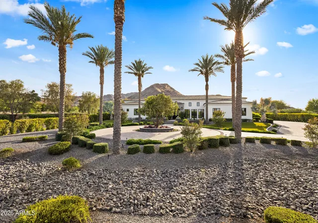 Photo 1 of Mansion for sale at 7970 N Ironwood Dr, Paradise Valley, AZ 85253 | MLS# 7073156 | Listing updated on 2026-09-05
