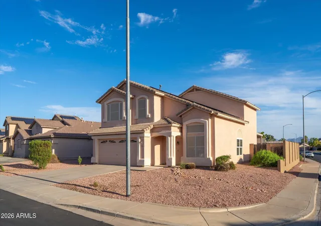 Photo 4 of Single family home for sale at 12937 W Earll Dr, Avondale, AZ 85392 | MLS# 7073242 | Listing updated on 2026-09-19