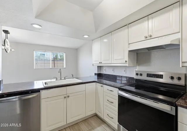 Photo 4 of Single family home for sale at 445 N 111Th Wy, Mesa, AZ 85207 | MLS# 7073304 | Listing updated on 2026-09-18