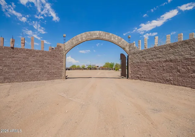 Photo 2 of Single family home for sale at 21616 W Lone Mountain Rd, Wittmann, AZ 85361 | MLS# 7073264 | Listing updated on 2026-08-30